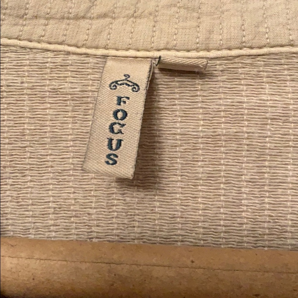 Price Drop!! Focus Lightweight Jacket - image 3